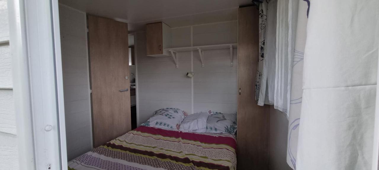 Mobil Home Sur La Cote Landaise Saint-Julien-en-Born Buitenkant foto
